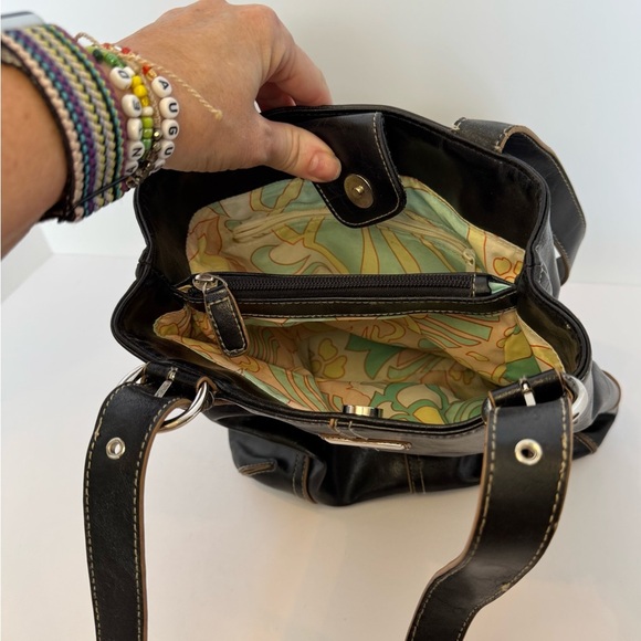 Cutest faux leather black purse. - Picture 10 of 13